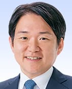 山下 雄平